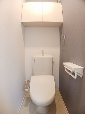 ルポ舞子弐番館のトイレ