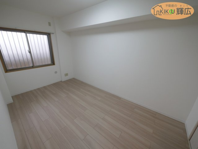 【洋室】 | グランプレステージ明石西Ⅲ　9階