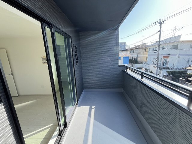 【バルコニー】 | 春日市須玖南3丁目1期　1号棟（全2棟）【仲介手数料無料・0円】 | 施工例。施工例は完成時と異なる場合があります。