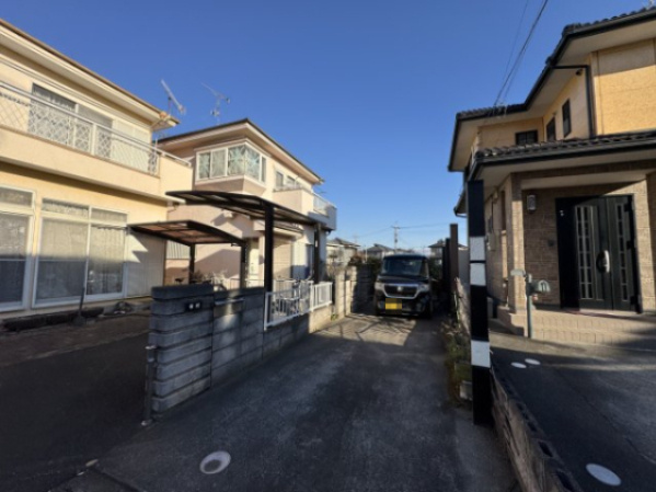 -三丁目不動産-深谷市原郷の前面道路含む現地写真