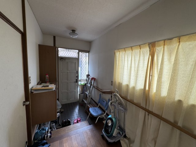 -三丁目不動産-深谷市原郷の玄関