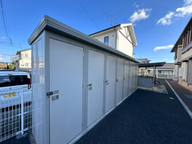 東松島市一棟アパートのバルコニー