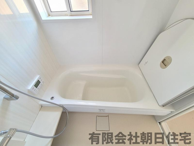 【浴室】 | 乃白町 中古戸建 ２世帯住宅 田和山商業ゾーン近く | 日々の暮らしに欠かせないお風呂です