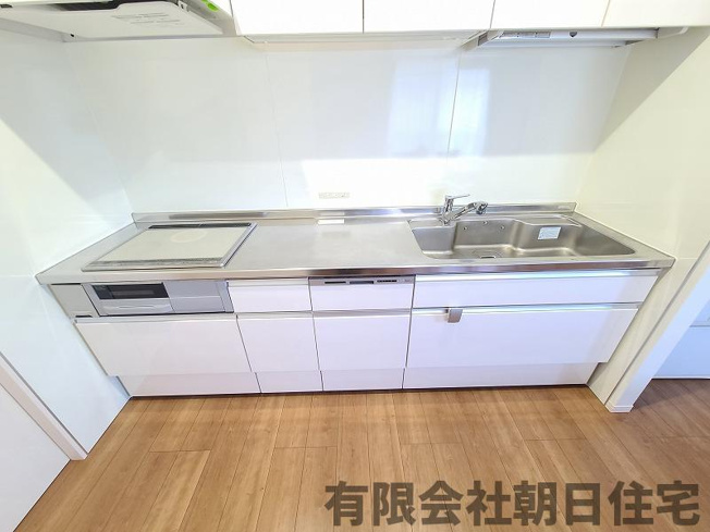 【キッチン】 | 乃白町 中古戸建 ２世帯住宅 田和山商業ゾーン近く | きれいなキッチンです