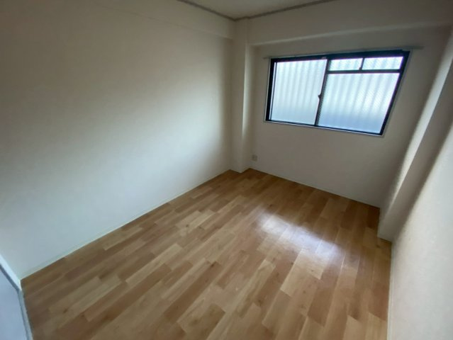 東灘ハイツの居間・リビング