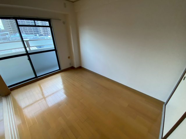 東灘ハイツの居間・リビング