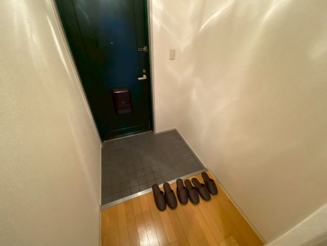 東灘ハイツの玄関
