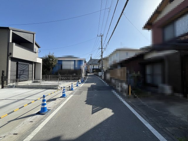【その他】 | 春日市須玖南3丁目1期　2号棟（全2棟）【仲介手数料無料・0円】 | 現地写真。前面道路です。
