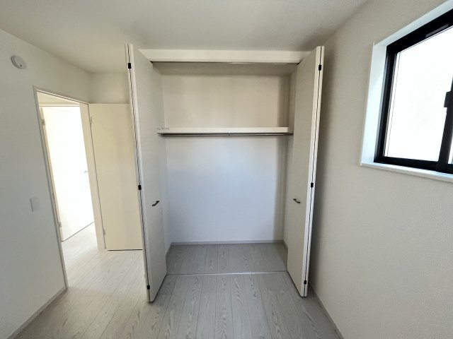 【収納】 | 春日市須玖南3丁目1期　2号棟（全2棟）【仲介手数料無料・0円】 | 施工例。施工例は完成時と異なる場合があります。