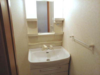 【洗面所】 | マーガレット | 使いやすい洗面所です