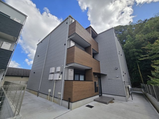 FOREST TERRACE CHIBADERAの外観