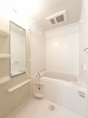 【浴室】 | ベル・ジュネス | 日々の疲れを癒すお風呂付です