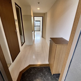 【玄関】 | スーリールⅡ番館