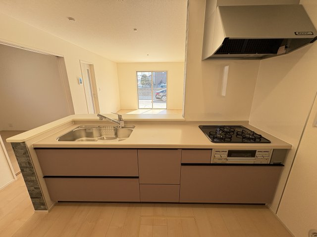 【キッチン】 | 熊谷市万平町第3   LiveleGarden.s　新築戸建　全4棟　4号棟