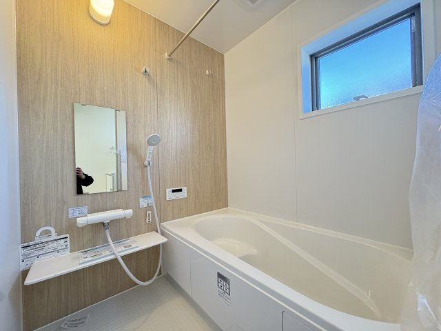 【浴室】 | 熊谷市万平町第3   LiveleGarden.s　新築戸建　全4棟　4号棟