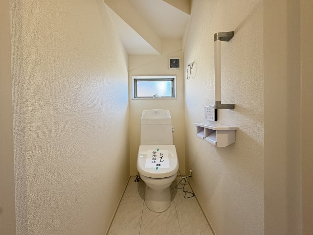 【トイレ】 | 熊谷市万平町第3   LiveleGarden.s　新築戸建　全4棟　4号棟