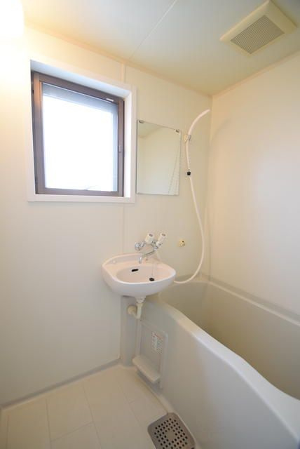 コーポハマの浴室