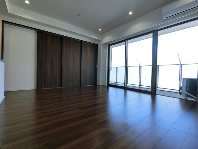 クレアホームズ千葉センタープレイスの居間・リビング