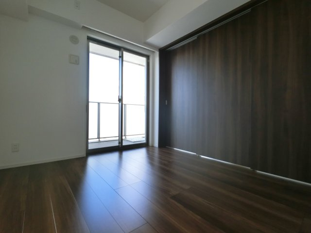 クレアホームズ千葉センタープレイスの洋室