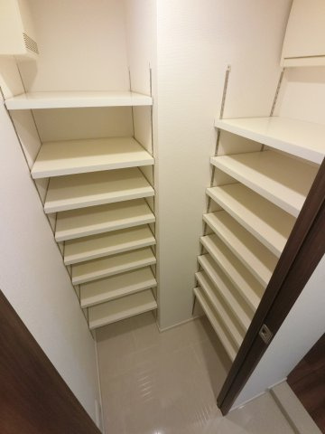 クレアホームズ千葉センタープレイスの収納