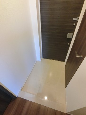 クレアホームズ千葉センタープレイスの玄関