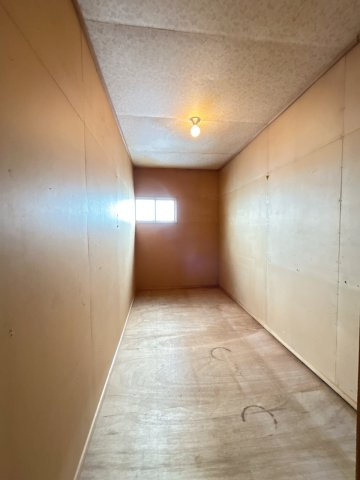 【収納】 | 北見市北進町２丁目７番４号　中古売家 | 【リフォーム済】2階納戸です。収納が多いと嬉しいですね。