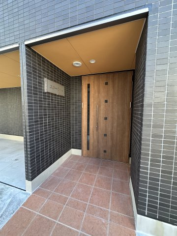 【エントランス】