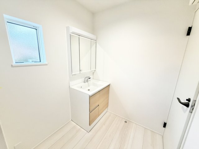 Sumai-to四街道市千代田の洗面所|使いやすい洗面所です