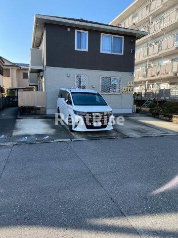 ベル ミラコスタの駐車場