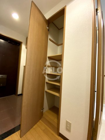 キングマンション江戸堀の収納|キングマンション江戸堀　物入れ