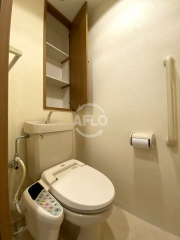 キングマンション江戸堀の玄関|キングマンション江戸堀　トイレ