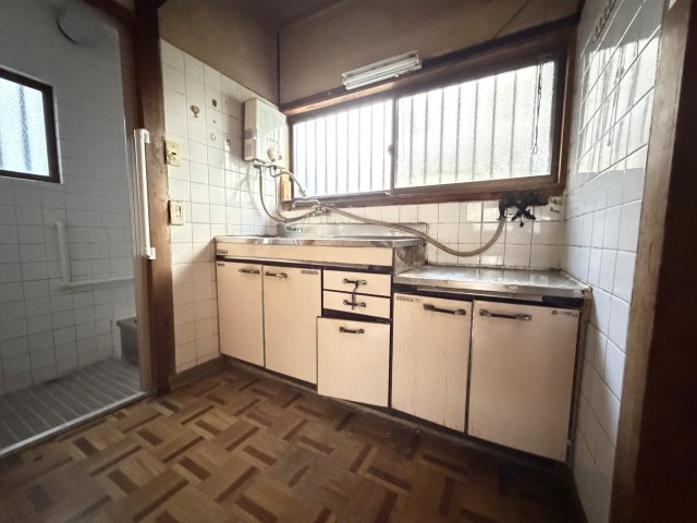 稲葉荘２丁目　中古戸建のキッチン