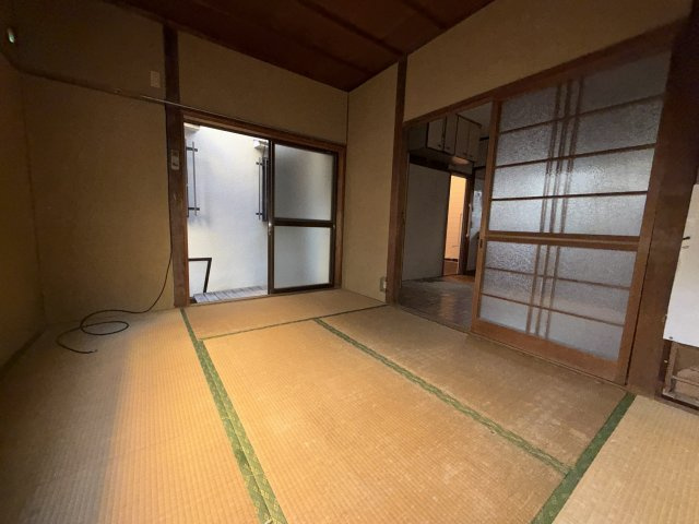 稲葉荘２丁目　中古戸建の和室