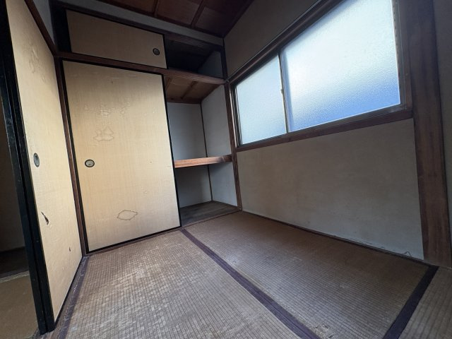 稲葉荘２丁目　中古戸建の和室