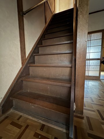 稲葉荘２丁目　中古戸建の内装