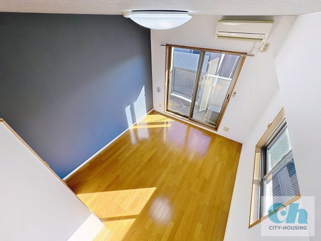 ファミーユ 308号室の居間・リビング