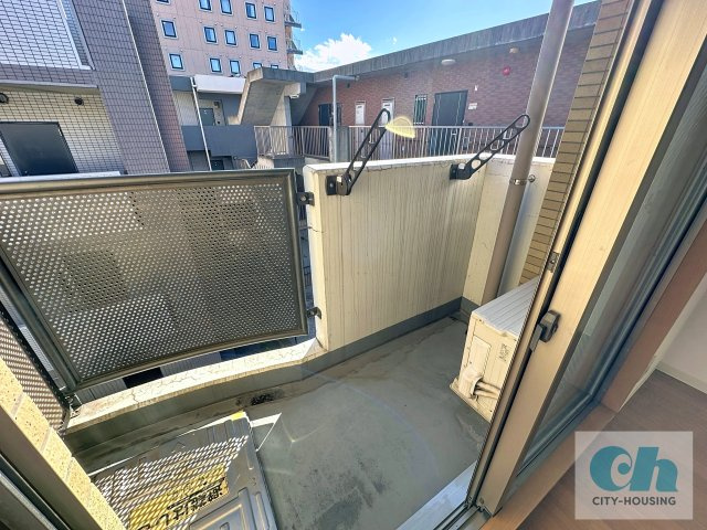 ファミーユ 308号室のバルコニー