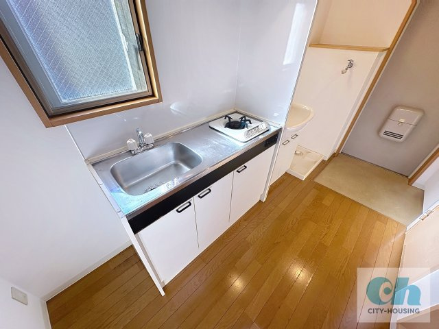 ファミーユ 308号室のキッチン