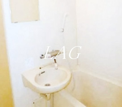 【浴室】 | CYNTHIA FOUR-D GOTANDA WEST | お風呂です。