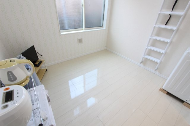 ユナイト新子安マリーローズの洋室|※同タイプ参考写真になります