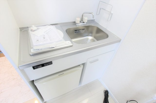 ユナイト新子安マリーローズのキッチン|※同タイプ参考写真になります