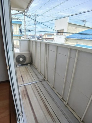 【バルコニー】 | ファミリーハイツ | バルコニーがあります