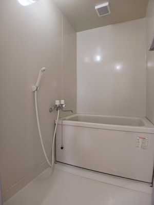 【浴室】 | ファミリーハイツ | 日々の暮らしに欠かせないお風呂です