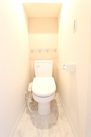 横浜市神奈川区白幡東町のアパートのトイレ