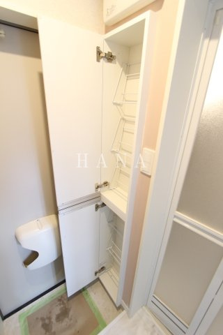 横浜市神奈川区白幡東町のアパートの玄関