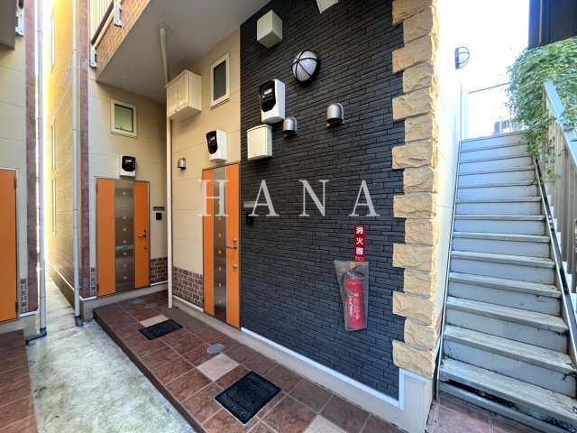 ユナイト新子安カテリーナのエントランス