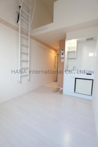 ユナイト新子安カテリーナの居間・リビング|同シリーズ物件の参考写真です。