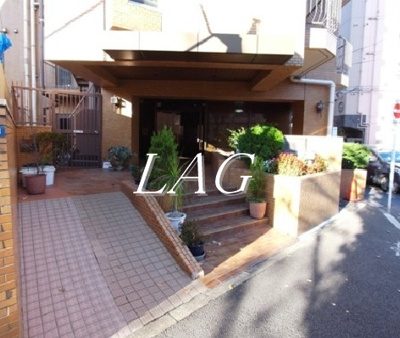 【エントランス】 | ライオンズガーデン新宿 | エントランスです。