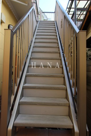 ユナイト子安台 ミルフィーユの杜のエントランス