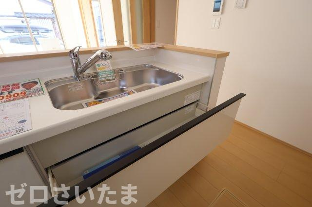 《仲介手数料無料》岩槻区本丸１丁目17-18新築一戸建てハートフルタウンのキッチン